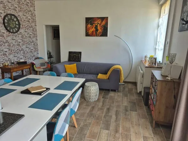 Maison 2 pièces 53 m²