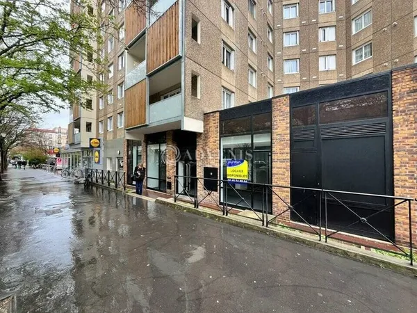 Local commercial 190 m²