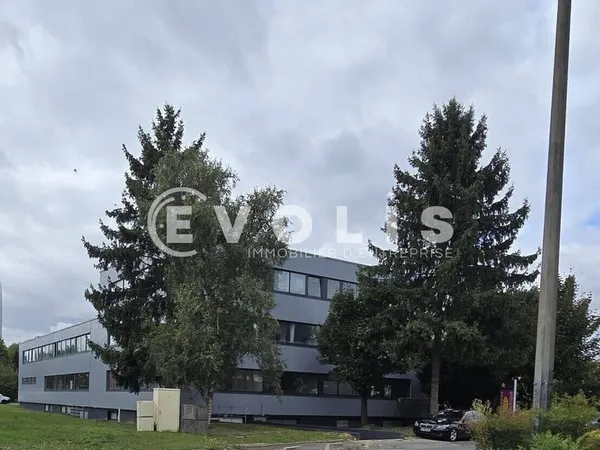 Local d'activité 460 m²