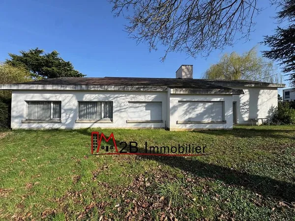 Maison de plain-pied 8 pièces 172 m²