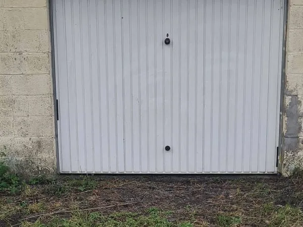 Parking 14 m²