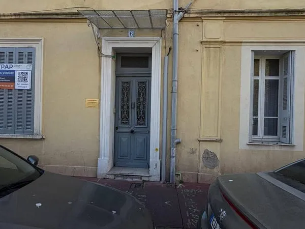 Appartement 7 pièces 105 m²
