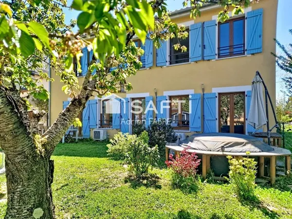 Maison 5 pièces 140 m²