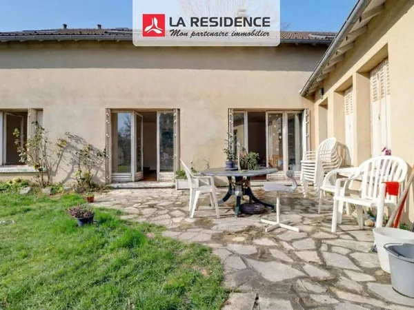 Villa 7 pièces 145 m²