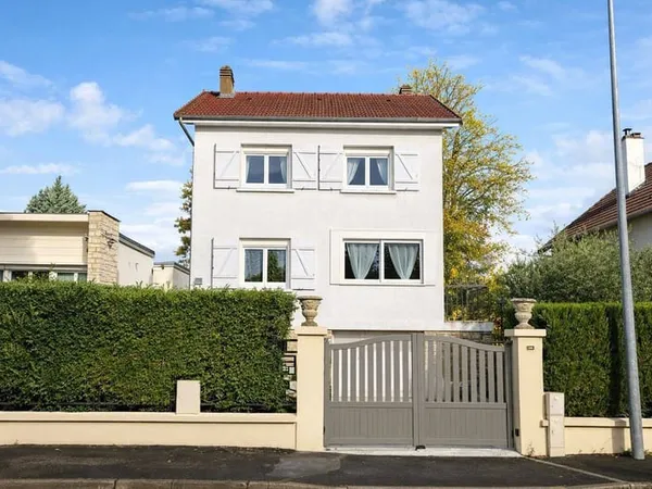 Maison 4 pièces 93 m²