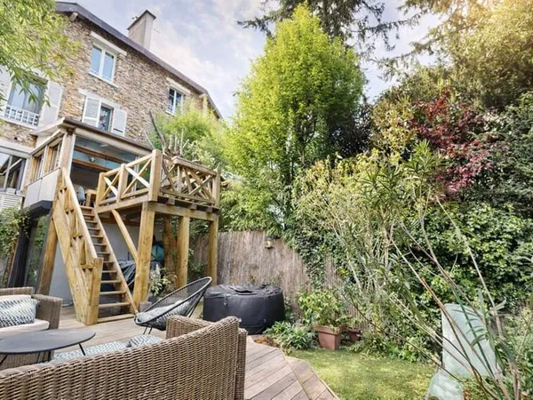 Maison 6 pièces 147 m²
