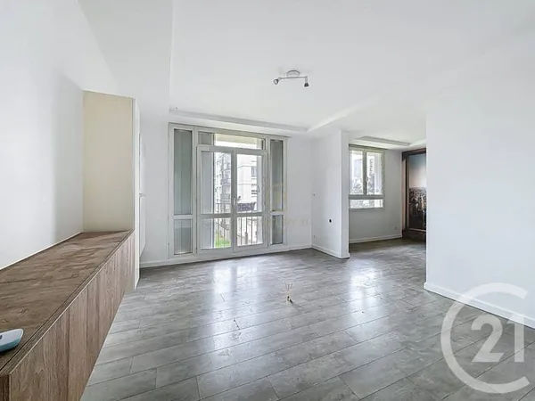 Appartement 4 pièces 64 m²