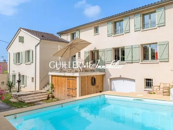 Maison 7 pièces 172 m²