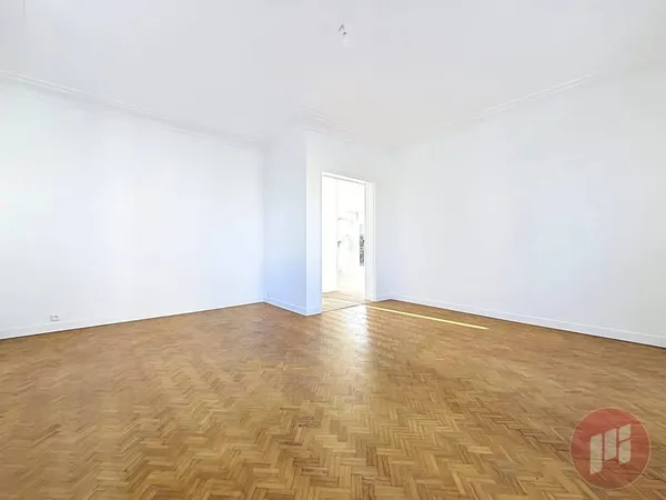 Appartement 3 pièces 77 m²