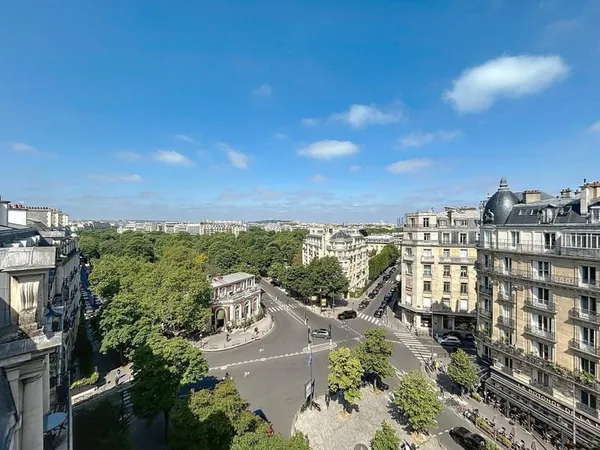 Appartement 5 pièces 240 m²