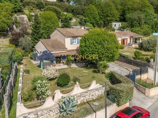 Maison 5 pièces 130 m²