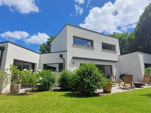 Maison 6 pièces 180 m²