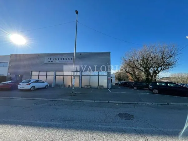 Local commercial 465 m²