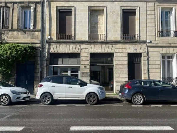 Local commercial 100 m²