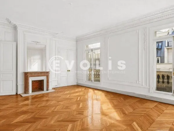 Bureaux 1000 m²