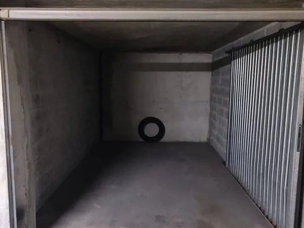 Parking 12 m²