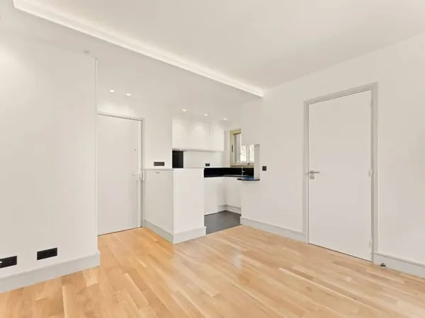 Studio 1 pièce 18 m²