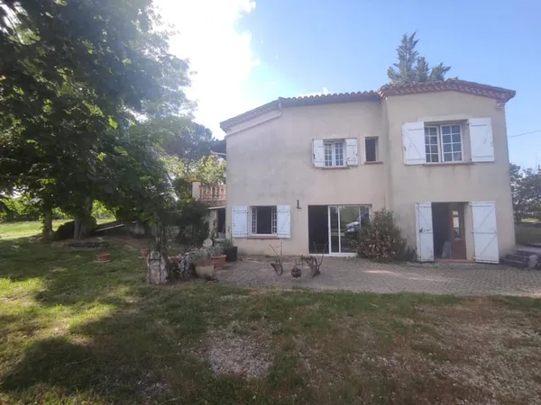 Maison de plain-pied 8 pièces 100 m²