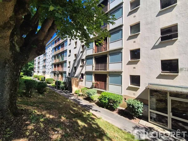 Appartement 5 pièces 82 m²