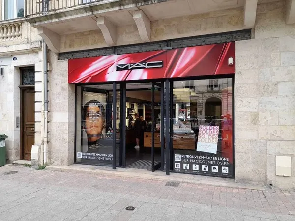 Boutique 70 m²