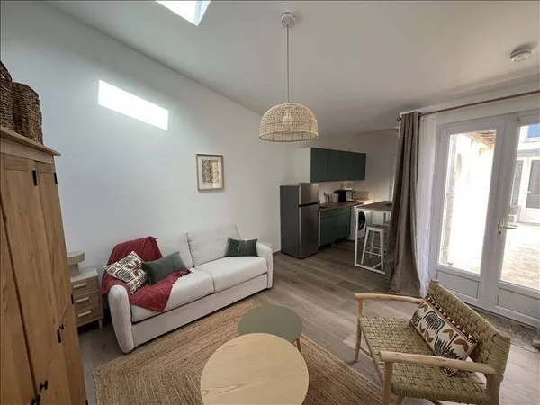 Studio 1 pièce 23 m²