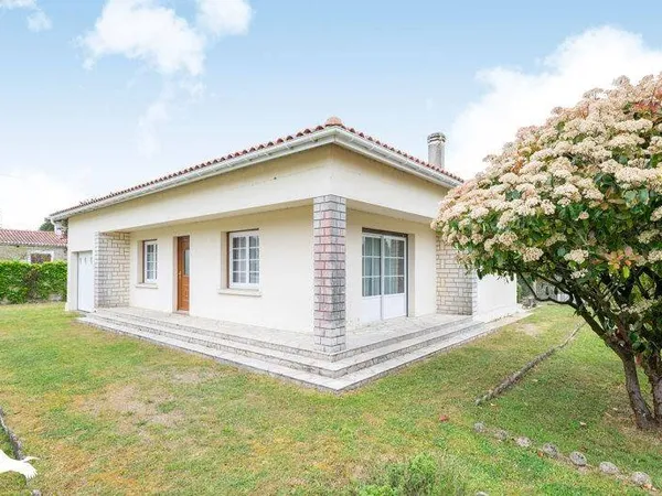 Maison de plain-pied 3 pièces 80 m²