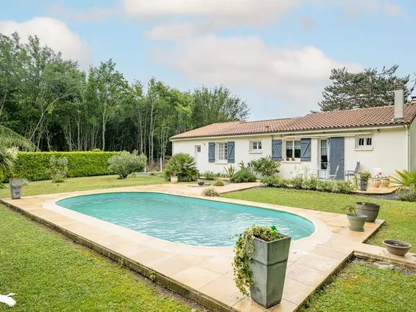 Maison de plain-pied 5 pièces 111 m²