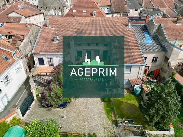 Maison 17 pièces 412 m²