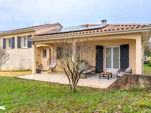 Maison de plain-pied 6 pièces 108 m²