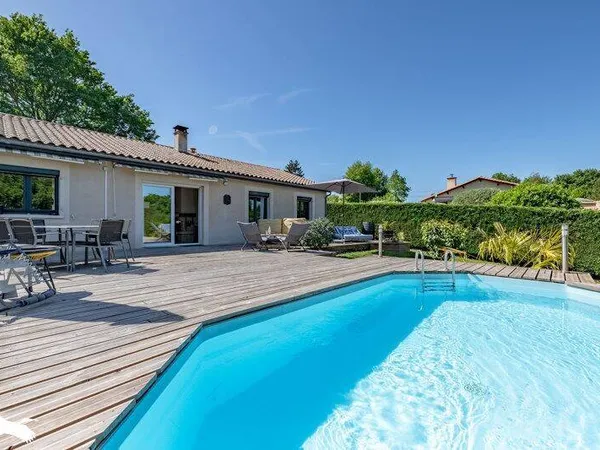 Maison de plain-pied 5 pièces 97 m²
