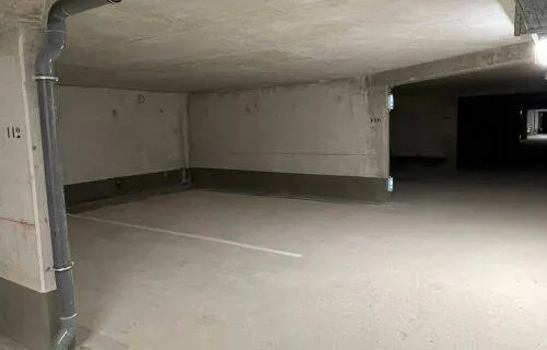 Parking 12 m²