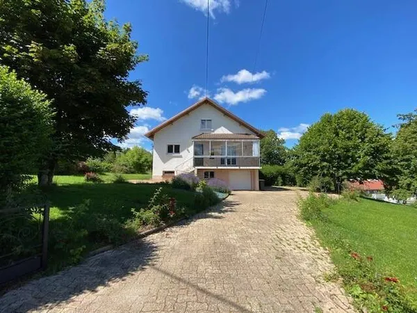 Maison 8 pièces 111 m²