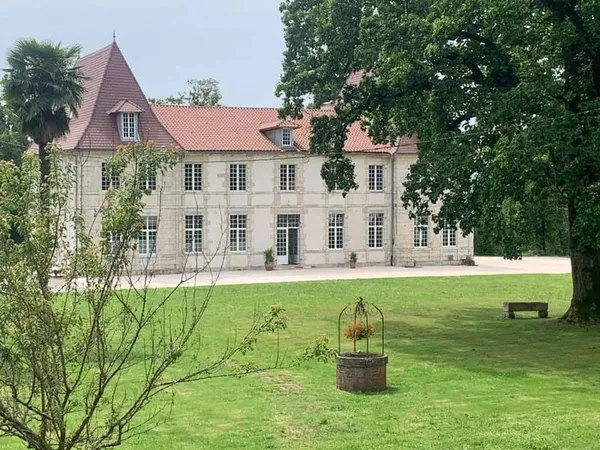 Château 21 pièces 662 m²