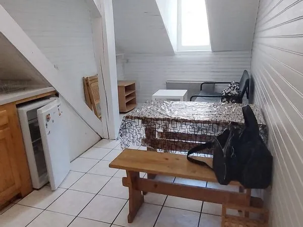 Studio 1 pièce 18 m²