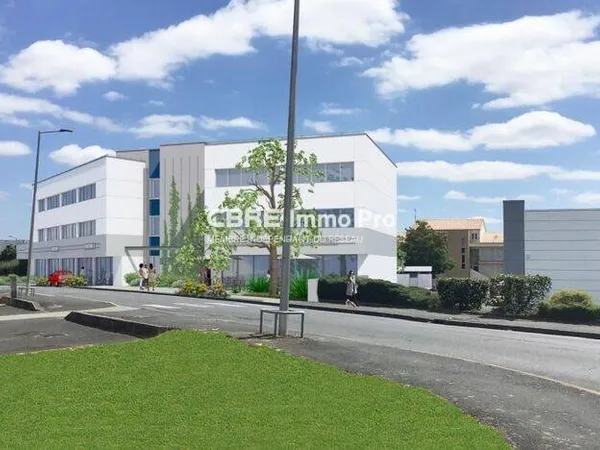 Local commercial 484 m²
