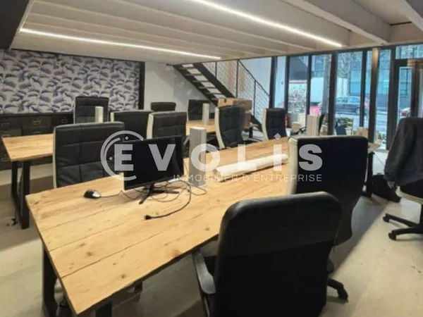 Local commercial 188 m²