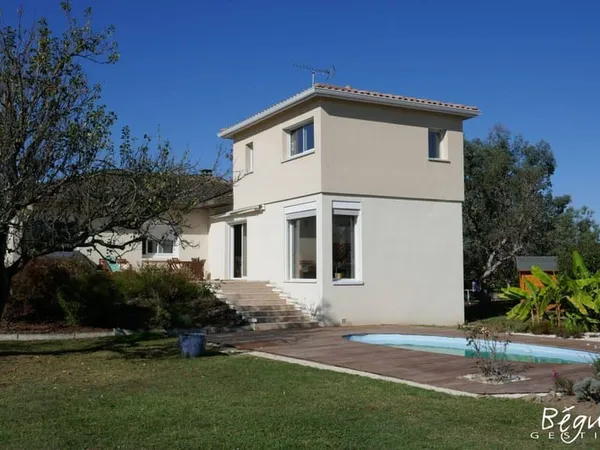 Villa 5 pièces 140 m²