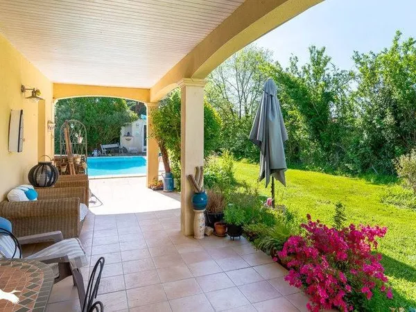 Maison de plain-pied 4 pièces 132 m²