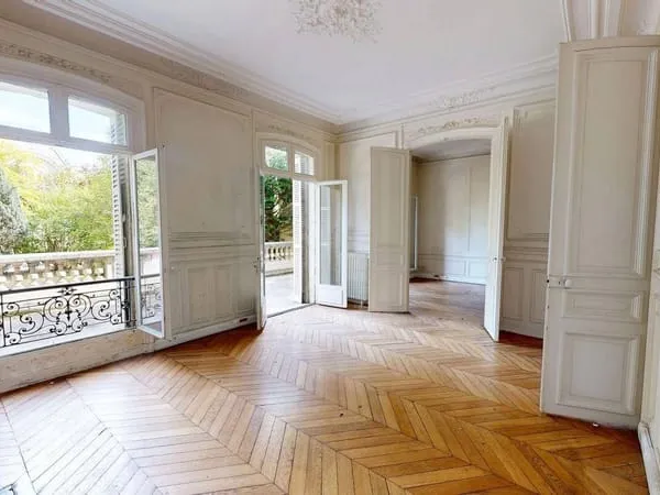Maison 9 pièces 273 m²