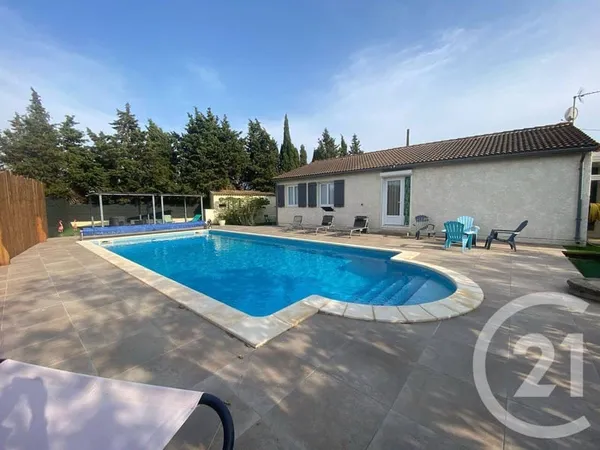 Maison de plain-pied 5 pièces 135 m²
