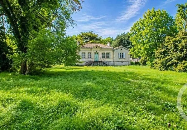 Maison 5 pièces 140 m²