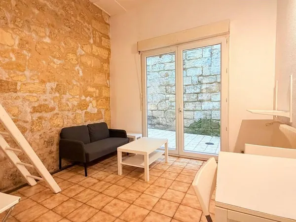 Studio 1 pièce 18 m²
