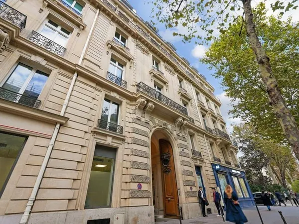Bureaux 275 m²