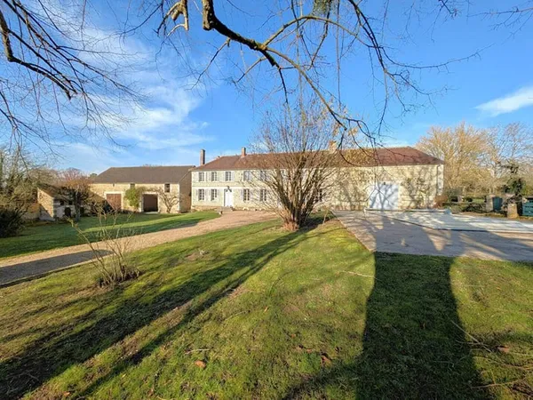 Maison 10 pièces 262 m²