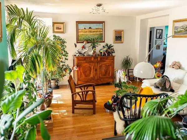 Appartement 1 pièce 76 m²