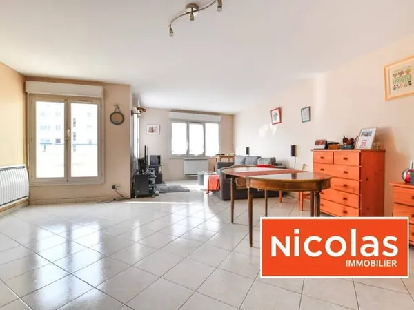 Appartement 5 pièces 103 m²