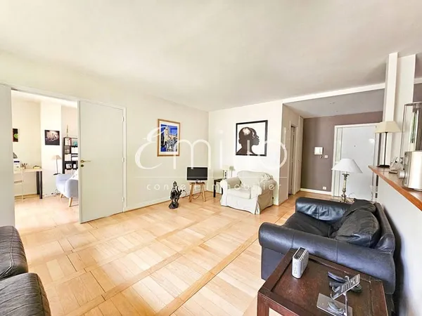 Appartement 4 pièces 82 m²