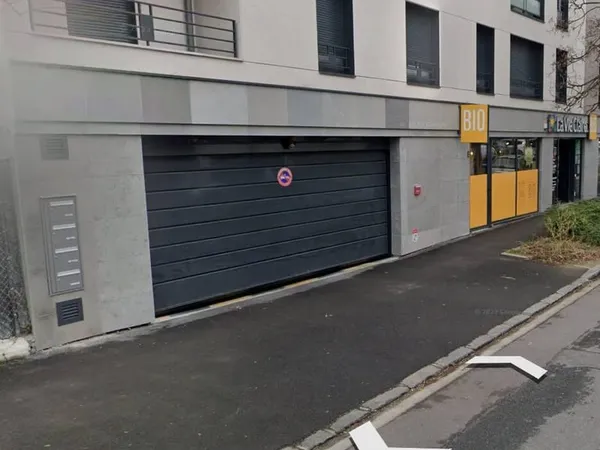 Parking 16 m²