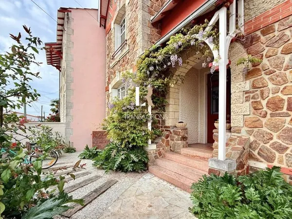 Maison 7 pièces 171 m²