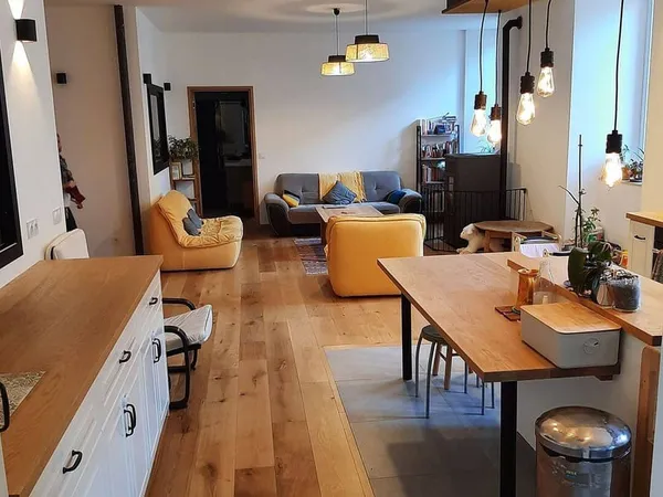 Appartement 6 pièces 157 m²